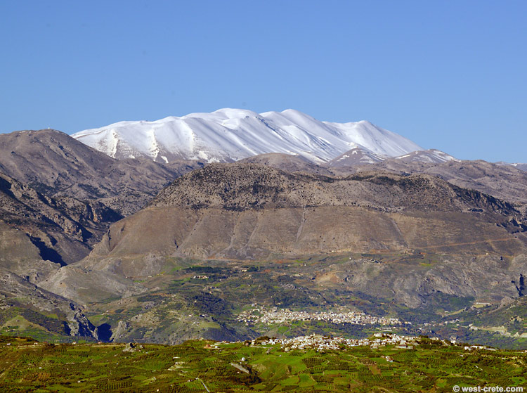 Psiloritis seen from Mount Jouchtas -  click on the image to enlarge