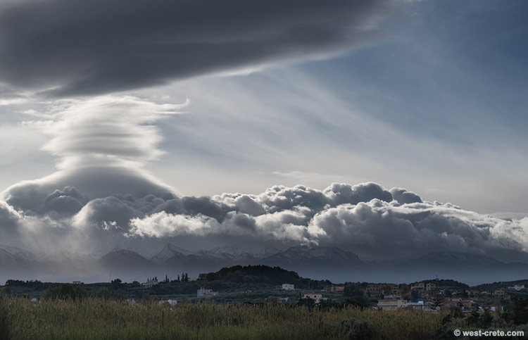Storm clouds -  click on the image to enlarge