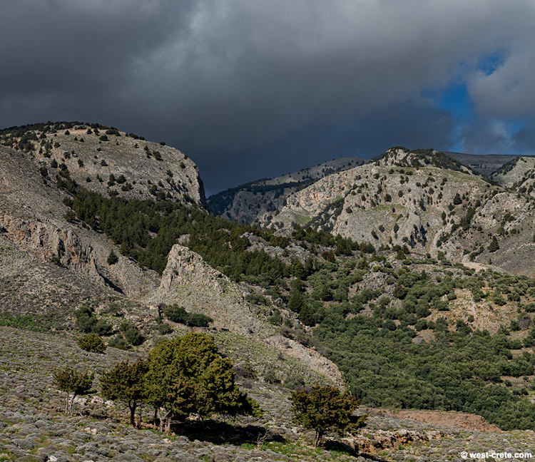 Dark clouds above the gorge of Imbros -  click on the image to enlarge