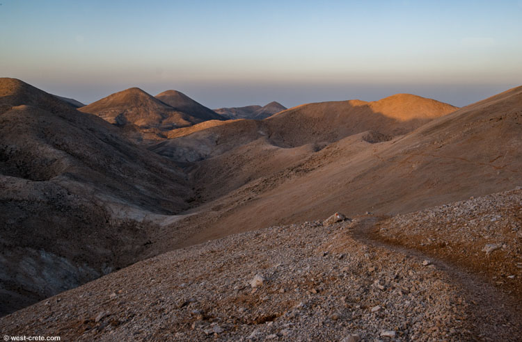 The path descending from Pachnes at sunset - click on the image to enlarge The path descending from Pachnes at sunset - click on the image to enlarge