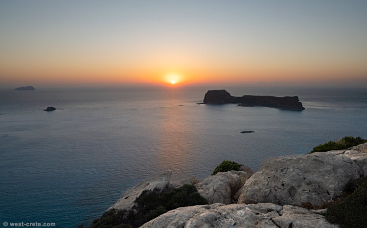 Gramvousa sunset - click on the image to enlarge Gramvousa sunset - click on the image to enlarge