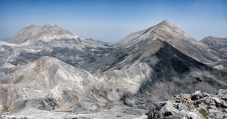The view from the summit of Pavlias - click on the image to enlarge The view from the summit of Pavlias - click on the image to enlarge