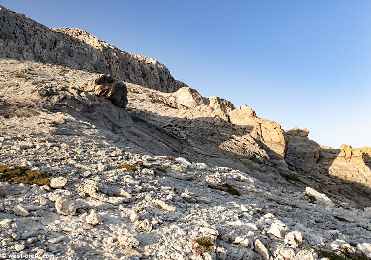 Cliff location - click on the image to enlarge Cliff location - click on the image to enlarge