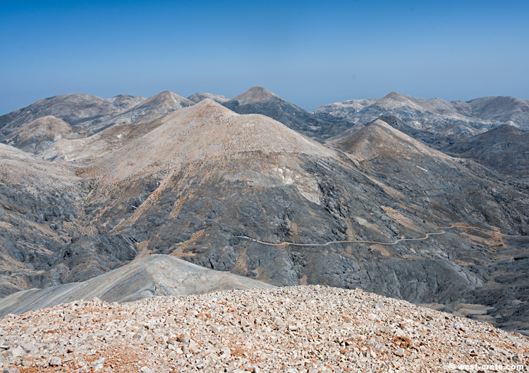 On the summit of Troharis - click on the image to enlarge On the summit of Troharis - click on the image to enlarge