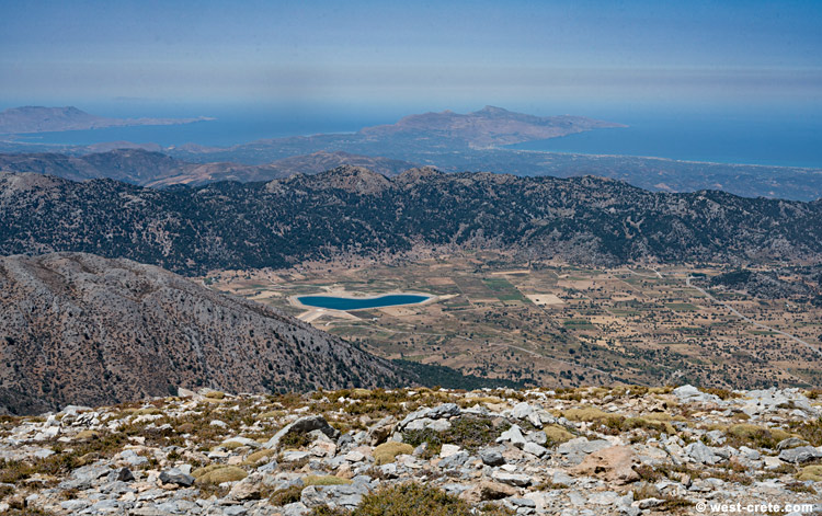 View north from the summit of Gingilos - click on the image to enlarge View north from the summit of Gingilos - click on the image to enlarge