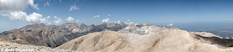 Panoramic view of the White Mountains from the summit of Kastro - click on the image to enlarge Panoramic view of the White Mountains from the summit of Kastro - click on the image to enlarge