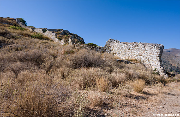 A fortification wall in Polyrinia - click on the image to enlarge A fortification wall in Polyrinia - click on the image to enlarge