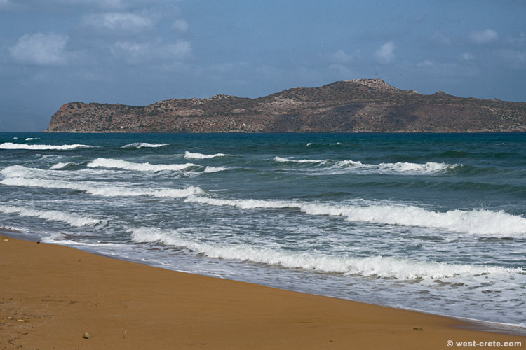 Waves on Stalos beach - click on the image to enlarge Waves on Stalos beach
- click on the image to enlarge