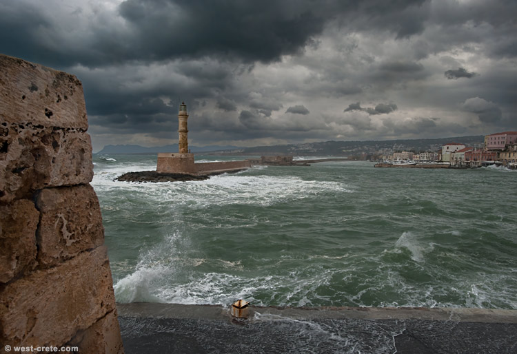 Winter storm in Chania - click on the image to enlarge Winter storm in Chania
- click on the image to enlarge