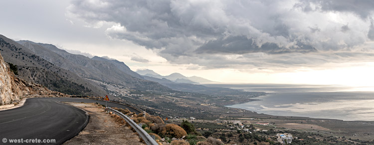 On the road to Sfakia - click on the image to enlarge On the road to Sfakia
- click on the image to enlarge
