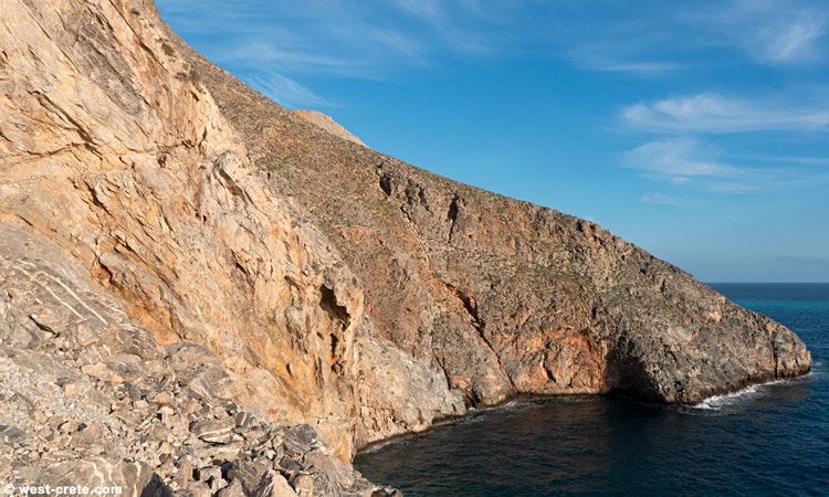 The path to Sweet Water beach - click on the image to enlarge The path to Sweet Water beach
- click on the image to enlarge