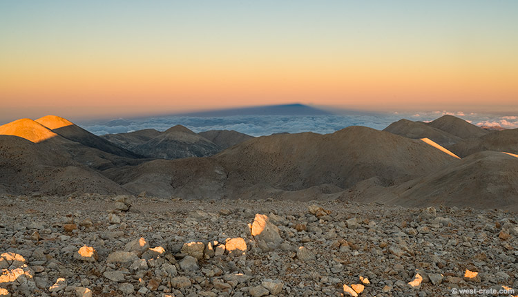 Sunset time in the White Mountains - click on the image to enlarge Sunset time in the White Mountains
- click on the image to enlarge