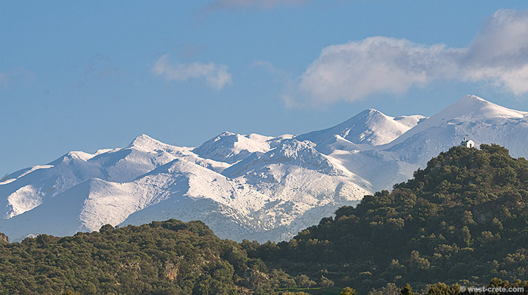 First winter snow - click on the image to enlarge First winter snow
- click on the image to enlarge