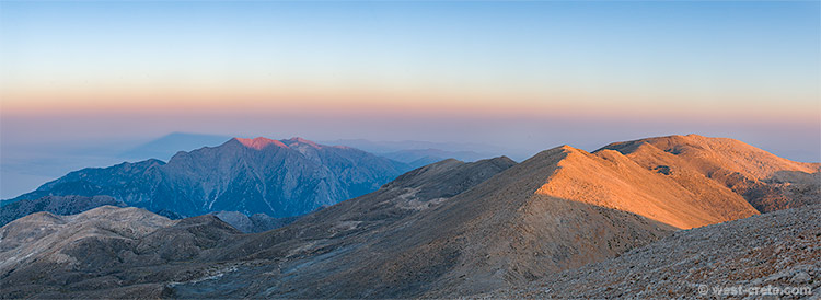 Sunrise on Pachnes - click on the image to enlarge Sunrise on Pachnes
- click on the image to enlarge