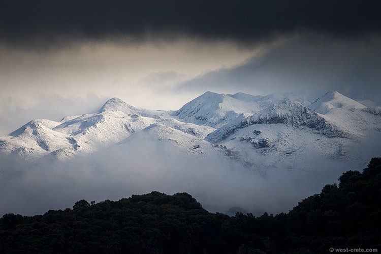 A break in the clouds - click on the image to enlarge A break in the clouds
- click on the image to enlarge