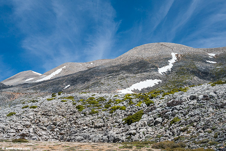 Almost no snow left - click on the image to enlarge Almost no snow left
- click on the image to enlarge