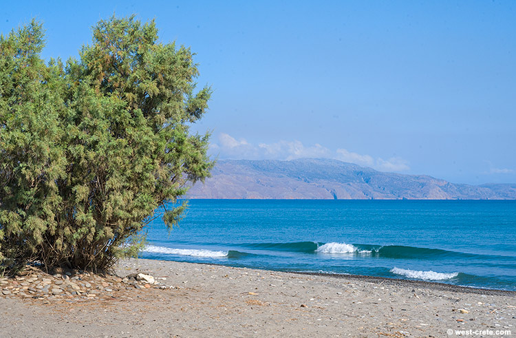 Gerani beach - click on the image to enlarge Gerani beach - click on the image to enlarge