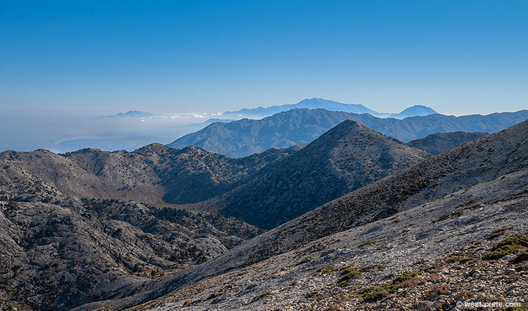 Above Kako Kasteli valley - click on the image to enlarge Above Kako Kasteli valley - click on the image to enlarge