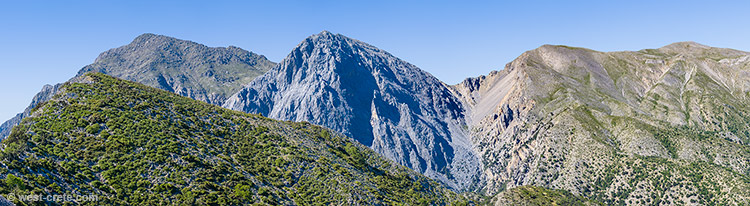 The summits of Volakias, Gingilos, Strifomadi and Psilafi - click on the image to enlarge The summits of Volakias, Gingilos, Strifomadi and Psilafi - click on the image to enlarge