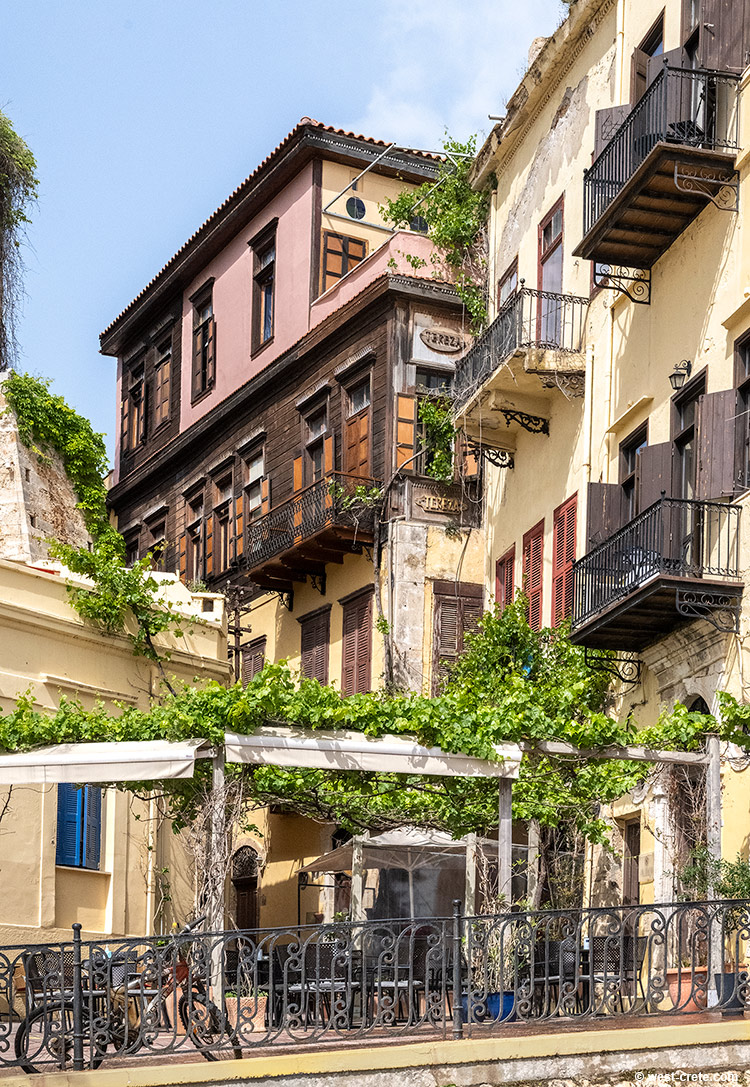Chania Old Town -  click on the image to enlarge