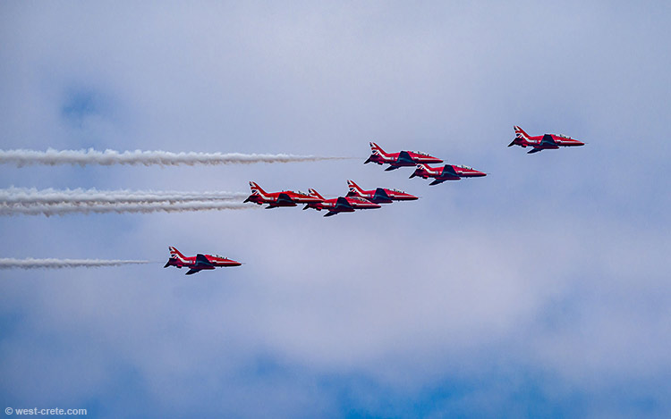 The Red Arrows in Chania - click on the image to enlarge The Red Arrows in Chania - click on the image to enlarge